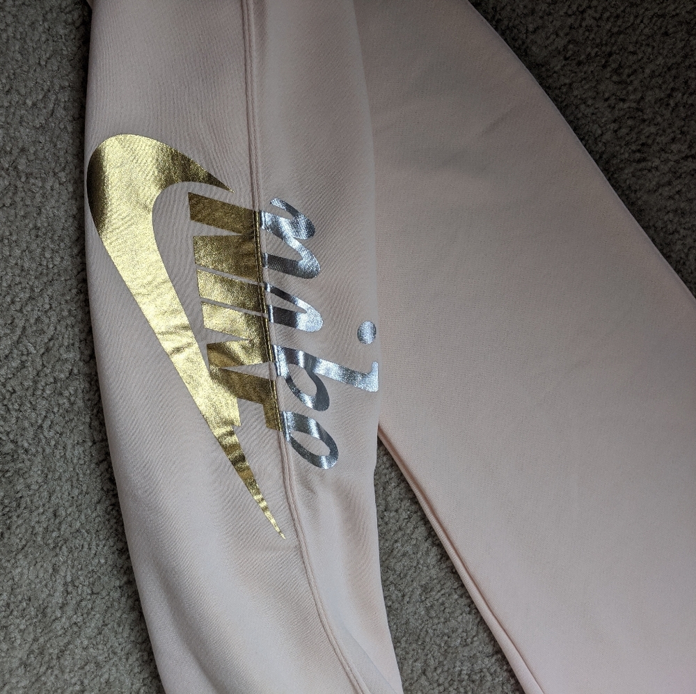 NWT Nike Joggers Light Pink XS